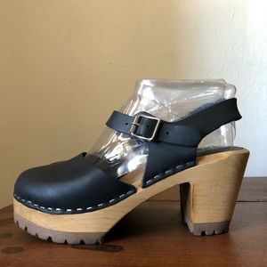 Leather Clogs